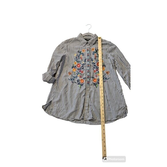 Ali Miles Blue Stripped Embroidered Womem's Size Medium Floral Blouse Cottage... - Picture 3 of 6